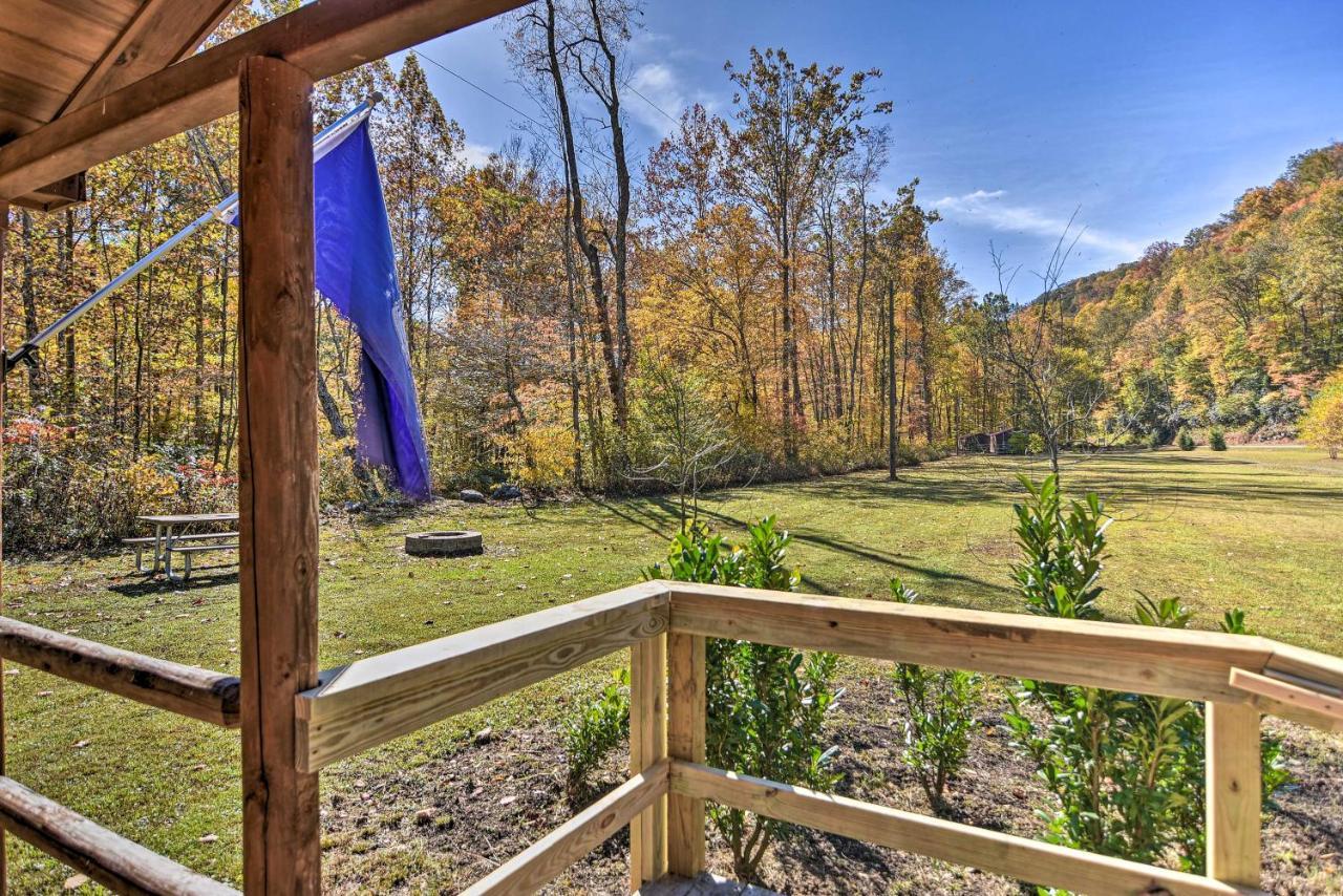 Pet-Friendly Cabin With Fire Pit And River Access! Parsons 外观 照片